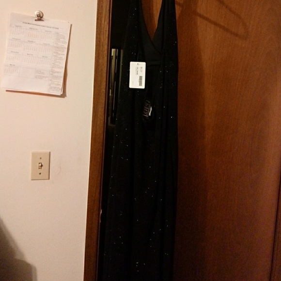 Black sparkling dress - Picture 3 of 3